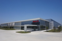 ヤクルトの中国内5番目の工場「無錫工場」（写真提供：ヤクルト本社）