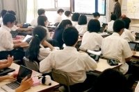京都市立西京高等学校附属中学校の授業風景（NECの発表資料より）