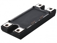 ロームが開発したトレンチ構造SiC-MOSFET。量産中のプレーナー型SiC-MOSFETに比べ、オン抵抗を約50%低減し、スイッチング性能の向上も実現。SiCパワーデバイスを次のステージに導く技術として期待が高まる。