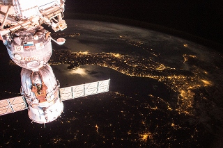 ISS係留中のソユーズ宇宙船のスラスターが意図せず噴射　大きな影響なし（Image credit: NASA）