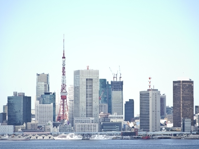 経済産業省は12日、4月の第3次産業活動指数(季節調整済み、総合)を発表した。