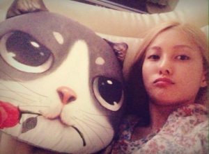 KARAのギュリが、体調不良の中撮ったオフショットを公開した。 KARAのギュリが、体調不良の中撮ったオフショットを公開した。