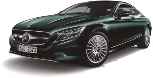 メルセデス・ベンツ日本が最上級クーペ「Sクラス クーペ」に追加して発売する「S550 Coupé」（右ハンドル仕様）（写真：メルセデス・ベンツ日本発表資料より）