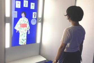 バーチャル試着システム（写真：東芝発表資料より）