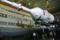 「ソユーズTMA-17M」宇宙船、ロケットと結合完了　20日に発射台へロールアウト（Image Credit: Roskosmos）