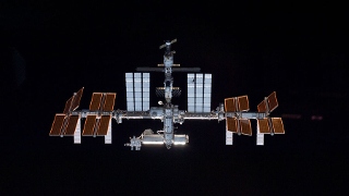 国際宇宙ステーションにデブリが接近、宇宙飛行士が一時退避（Image Credit: NASA）