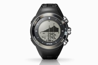 セイコーエプソンのGPS機能付きトレッキングギア「WristableGPS for Trek MZ-500B」（写真提供：セイコーエプソン）