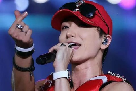 SUPER JUNIORのイトゥクが、SNSに自身のステージ写真を感想とともにアップした。