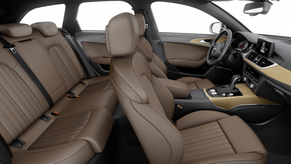 アウディ ジャパンが発売した新型「Audi A6 Avant」（写真提供：アウディジャパン）
