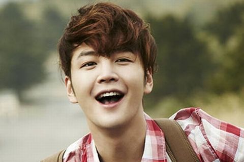 韓流スター チャン・グンソク(28)の誕生日を迎え、彼のファンクラブが今年もチャン・グンソクの姿が収められたた写真を展示する。