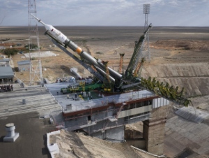 「ソユーズTMA-18M」宇宙船、発射台へ 2日打ち上げ(Image Credit: Roskosmos) 「ソユーズTMA-18M」宇宙船、発射台へ 2日打ち上げ(Image Credit: Roskosmos)