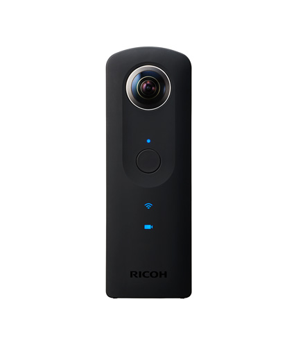 全天球イメージをワンショットで撮影できる画像インプットデバイス「RICOH THETA S」（LED点灯時）（写真：リコー発表資料より）