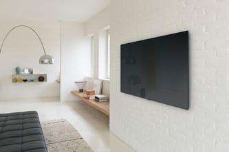 厚さ約4.9mmを実現したソニーの4K液晶テレビ「KJ-65X9000C」（写真提供：ソニー）