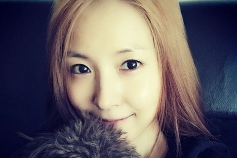 BoAが輝く美貌の自撮り写真を公開して注目を集めている。