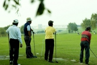 ゴルフ用品の売上がふるわない。