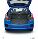 フィットHYBRID・Fパッケージ(FF) の荷室空間イメージ (写真提供:ホンダ) フィットHYBRID・Fパッケージ(FF) の荷室空間イメージ (写真提供:ホンダ)