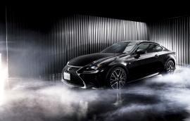 RC200t “F SPORT”<オプション装着車>(トヨタ自動車発表資料より) RC200t “F SPORT”<オプション装着車>(トヨタ自動車発表資料より)