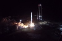 「改良型ファルコン9」ロケット、第1段の地上燃焼試験が完了　打ち上げは約2か月後か（Image Credit: SpaceX）