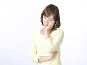 一部の女性たちの間では、いつまでも20代の若さを保っているような「美魔女」への憧れが高まっている。一方で、「若返り」「アンチエイジング」にそれほど関心がない女性も多いようだ。