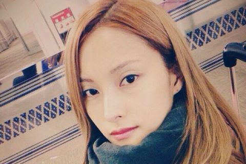 KARAが21日・22日の福岡公演を終え、リーダーのギュリがSNSでセルフショットとメッセージを公開した。