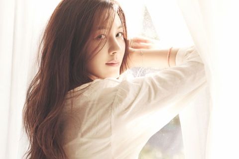 女優キム・ハヌル(37)が1才年下の事業家と熱愛中であるとの事実が24日に発覚した。