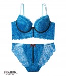 『レーシィブラセット（碇シンジ）』（バンダイ ネット戦略室発表資料より）