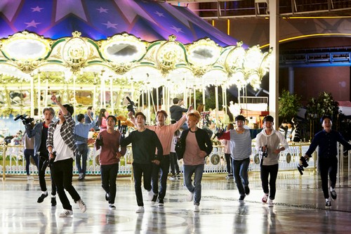 ロッテワールド・アドベンチャーがEXOをモデルに抜擢した。写真提供：ロッテワールド