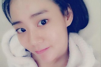 KARAのスンヨンが、ツイッターでキュートな“すっぴん”セルフショットを公開した。写真：スンヨンのツイッター