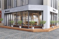 スノーピークがアパレルラインの旗艦店を表参道にオープン