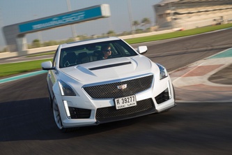 ゼネラルモーターズ・ジャパンが「第19回名古屋モーターショー」で一般公開する「キャデラックCTS-V」 © General Motors
