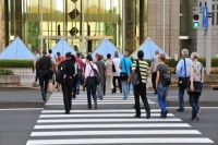 円安の影響や格安航空会社(LCC)の路線増加、さらには消費税の免税制度の拡充などにより、中国人を中心に訪日外外国人旅行客が増加し続けている