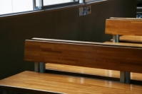 日本は先進諸国の中でも、家計の教育負担が特に重い国だ。