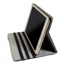 スタンド機能付き(オウルテック発表資料より) スタンド機能付き(オウルテック発表資料より)