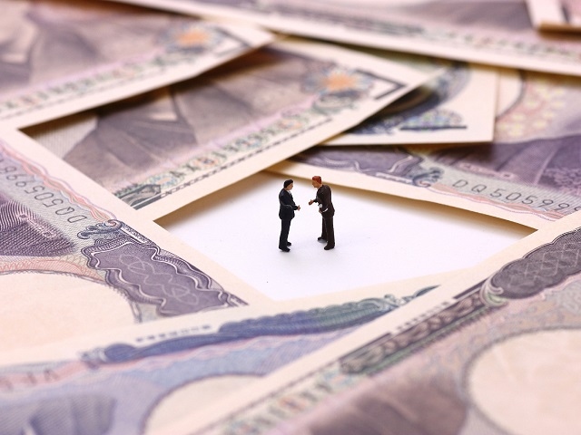 東京商工リサーチの調査によると、金融機関の不良債権を表す「リスク管理債権合計」は8兆2,717億円で、前年同期より7.7%減少し、3年連続で前年同期を下回ったという