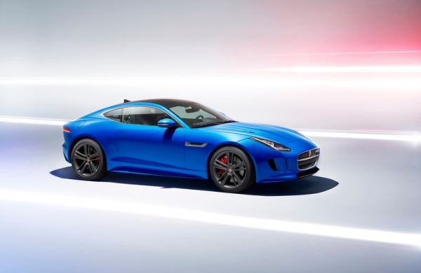 ジャガー・ランドローバー・ジャパンが受注を開始したピュア・スポーツカー「F-TYPE BRITISH DESIGN EDITION」（写真提供：ジャガー・ランドローバー・ジャパン）
