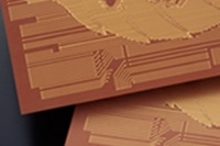 半導体パッケージ基板材料 （日立化成の発表資料より）