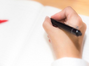 オンライン動画学習サービス「schoo WEB-campus」が会員528人に2016年の目標についてアンケートを実施したところ、ウェブ・IT関連の勉強や資格の勉強、英会話が上位を占めたという。 オンライン動画学習サービス「schoo WEB-campus」が会員528人に2016年の目標についてアンケートを実施したところ、ウェブ・IT関連の勉強や資格の勉強、英会話が上位を占めたという。