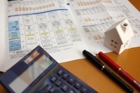 外資フランス系生命保険、カーディフ生命は14日、夫婦共同名義で住宅ローンを組んでいる夫婦のどちらかがガンになった場合、ローン返済を免除する住宅ローン保険の提供を開始すると発表した。