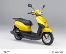 ホンダは低シート高タイプの50ccスクーター「タクト・ベーシック」のカラーバリエーションを変更して発売する。写真は、新色のパールフラッシュイエロー。(写真提供:ホンダ) ホンダは低シート高タイプの50ccスクーター「タクト・ベーシック」のカラーバリエーションを変更して発売する。写真は、新色のパールフラッシュイエロー。(写真提供:ホンダ)