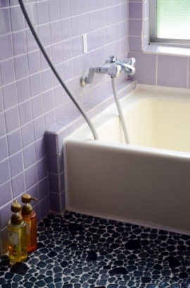 寒暖の波が激しい今冬だが、雪による交通マヒや集落孤立などだけではなく、ホッとできるはずの家の中にも危険は潜んでいる。 寒暖の波が激しい今冬だが、雪による交通マヒや集落孤立などだけではなく、ホッとできるはずの家の中にも危険は潜んでいる。