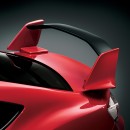 トヨタ自動車が5月12日に発売する「86」のカスタマイズカー「GT“エアロパッケージ」「GT“エアロパッケージFT」のリヤ大型スポイラー（写真提供：トヨタ自動車）