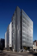 NTT都市開発が竣工式を行った地上8階建てのオフィスビル「アーバンネット銀座一丁目ビル」（写真：同社発表資料より）