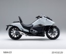 ホンダが一部改良して3月11日に発売する大型スポーツバイク「NM4-01(エヌエムフォー ゼロワン)」(写真提供:ホンダ) ホンダが一部改良して3月11日に発売する大型スポーツバイク「NM4-01(エヌエムフォー ゼロワン)」(写真提供:ホンダ)