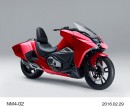 ホンダが一部改良して3月11日に発売する大型スポーツバイク「NM4-02」(写真提供:ホンダ) ホンダが一部改良して3月11日に発売する大型スポーツバイク「NM4-02」(写真提供:ホンダ)