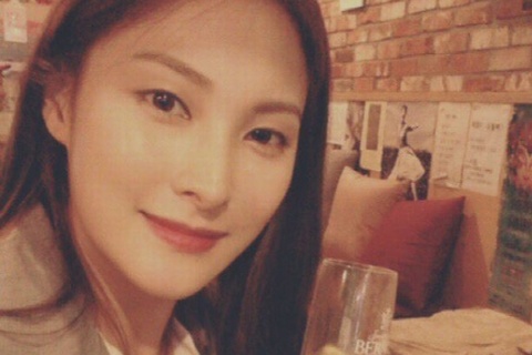 元KARAのパク・ギュリが、KARAのデビュー9周年を記念するセルフィーを公開した。[写真]ギュリ ツイッター