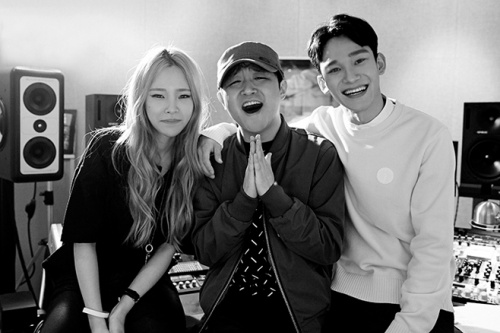 Vibeのリュ・ジェヒョン、EXOのチェン(SMエンタテインメント所属)、そしてラッパーのHeizeがSMのデジタル音源公開チャンネル”STATION”からスペシャルなコラボレーションを発信する。写真：SMエンターテインメント