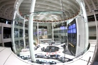 3月28日は113円台だったドル円は、4月7日夜には107円台まで円高が進行。その間、日経平均は7日で1419円下落。続伸は、パンドラの箱の最後の希望なのか?