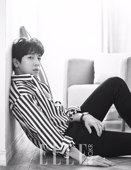 CNBLUEのチョン・ヨンファがファッション誌『ELLE』で撮影したグラビアとインタビューを公開した。写真：ELLE