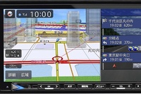 クラリオンが発売するスーパーワイド7.7型AVナビゲーション「MAX776W」（クラリオンの発表資料より）