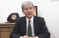 日本エム・ディ・エム＜７６００＞（東１００株）は、４月２０日、日本特殊陶業（東１・５３３４＝本社名古屋市）との資本及び業務提携を発表、株価は急伸している。